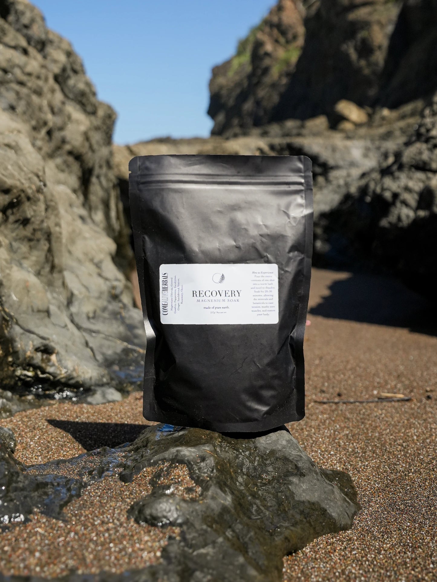 Come Alive Herbals Recovery Magnesium Soak 8oz – soothing magnesium bath soak for sore muscles and post-workout recovery in resealable bag